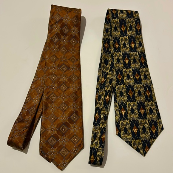 countess Other - Countess Mara & XMI Platinum Necktie lot